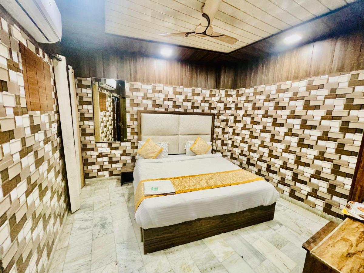 Fabhotel Dm Residency Amritsar Exteriör bild